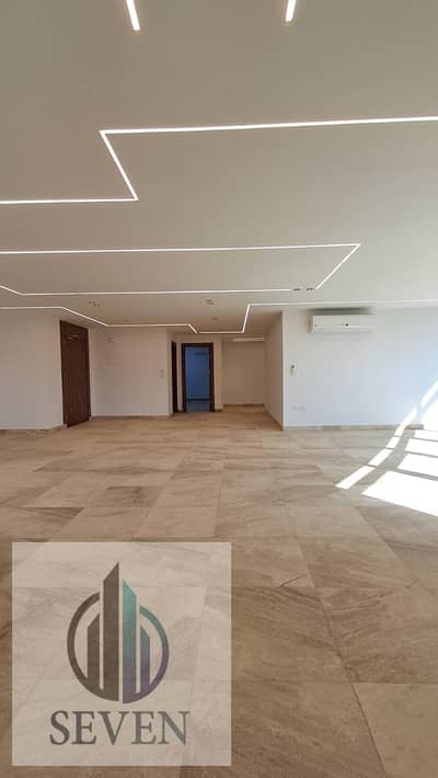 Ultra-modern administrative office for rent (230 sqm, licensed, air-conditioned) – Rehana Residence, Al-Murshidi, Al-Zahraa Main Street.