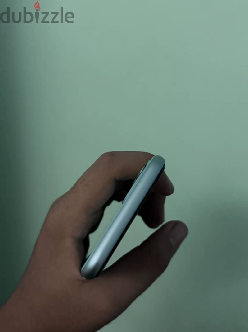 Apple - iPhone 11 3