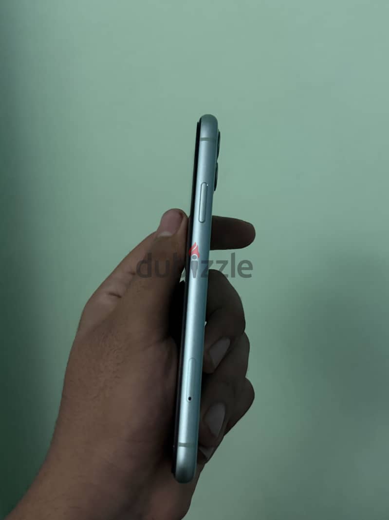 Apple - iPhone 11 4