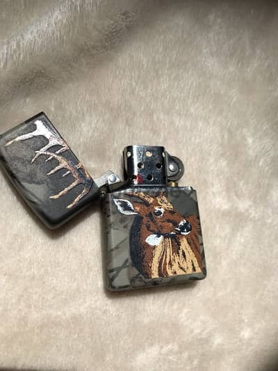 Zippo Original Vintage 2004 – Realtree Deer.
