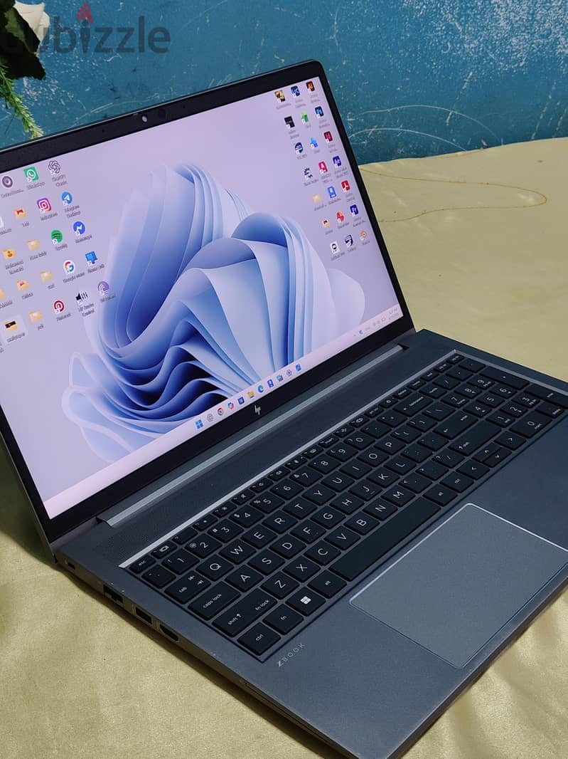 Hp zbook g8 power 2