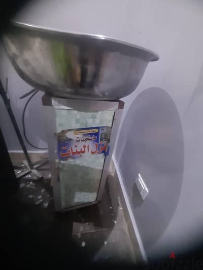 ماكنه غزل بنات