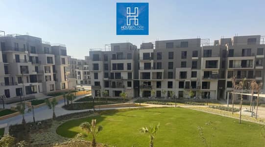 Fully finished apartment, ready to move and viewing, for sale in Sodic East with installments.