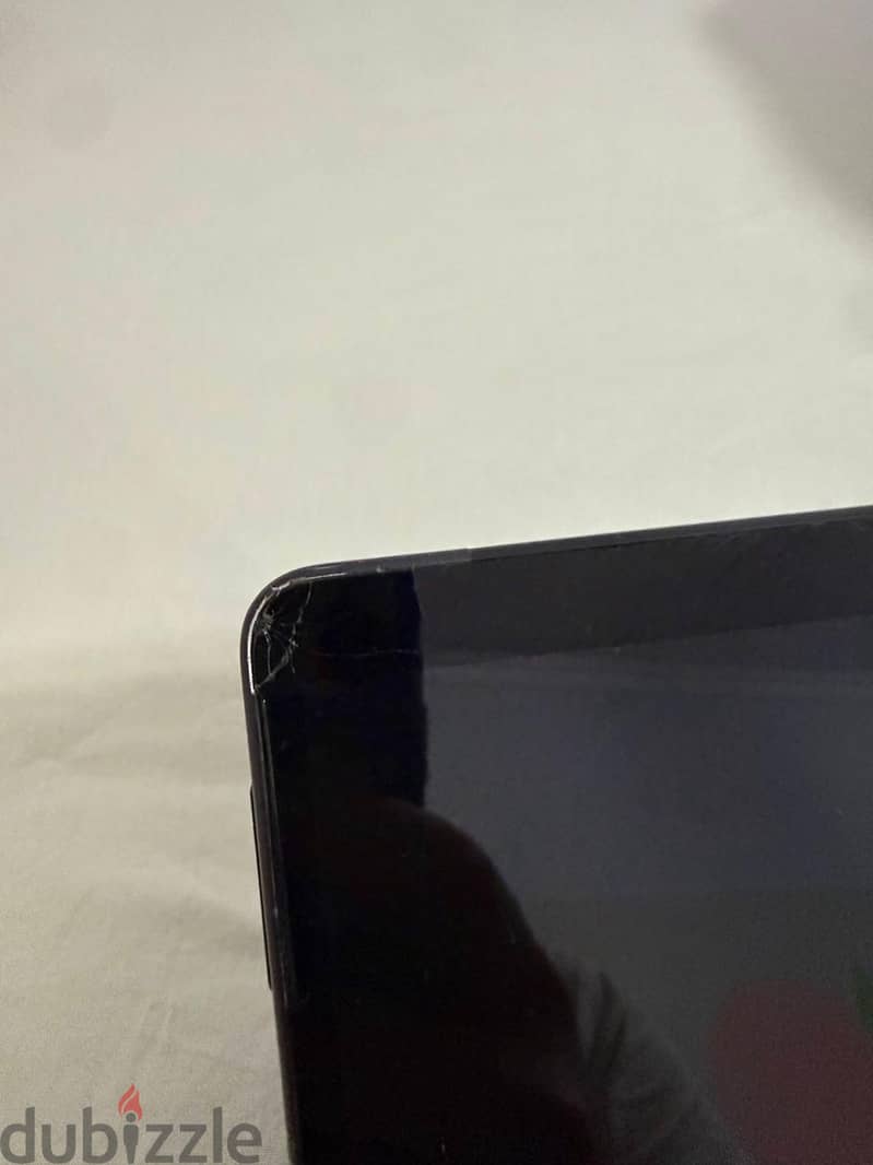 Microsoft surface pro 8 4