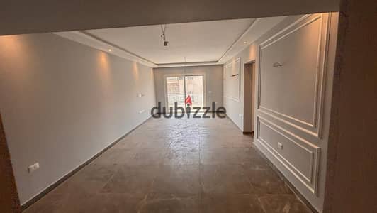 شقة للإيجار، ١٢٠ متر، بمطبخ وتكييفات، تشطيب فاخر، في موقع مميز في ماونتن فيو آي سيتي.