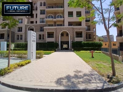 164 m apartment in Ninety Avenue Compound in the Fifth Settlement next to the American University and Future University