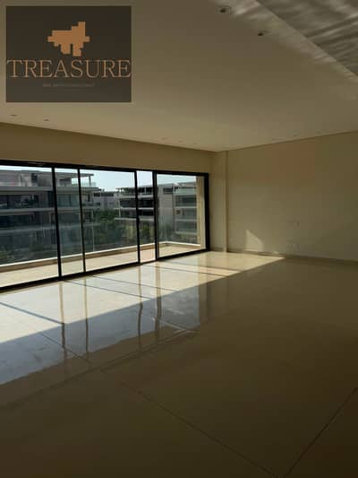 semi furnished Apartment for rent in Lake View Residence - new cairo