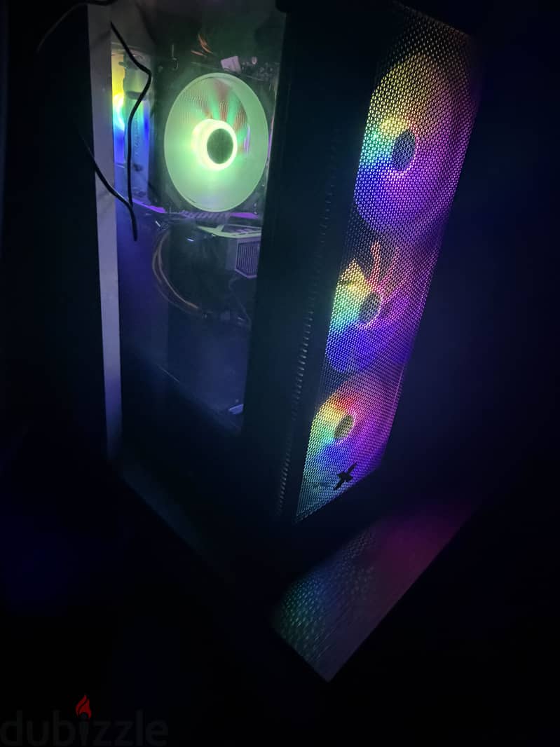 RTX5060  i5 1