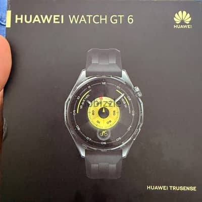Huawei Watch GT 6 مستعملة وبالعلبة 