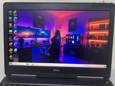 DELL Precision 7520 العملاق