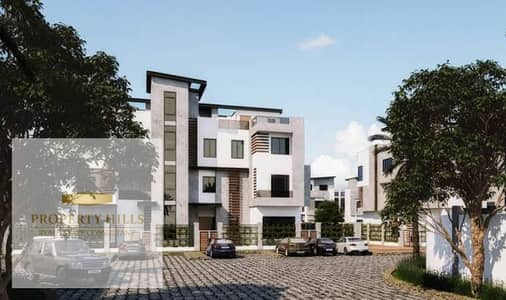 Corner Town Villa with 343 meters garden featuring a distinctive landscape view in Sheikh Zayed, Pool 1 on Dahshour Link
