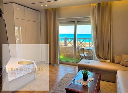 330 sqm immediate delivery villa, first row directly on the sea, fully finished and turnkey, fully furnished with ACs, in North Coast – Marina Alamein.