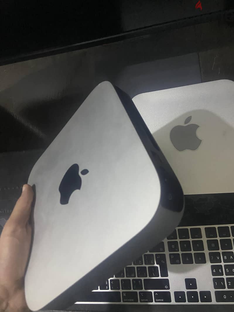 Apple Mac Mini M1 + Magic Keyboard + Magic Mouse + Dock 1