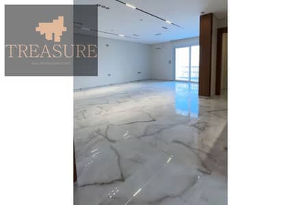 semi furnished Apartment for rent in Hyde Park