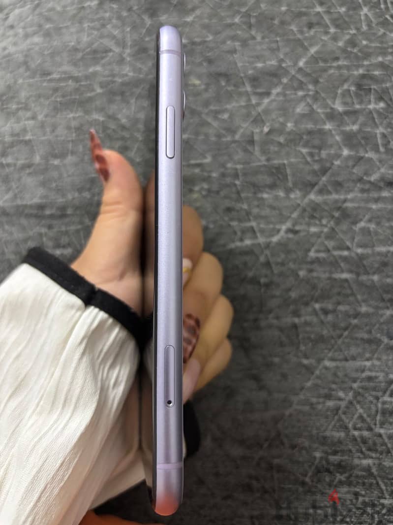 Apple - iPhone 11 6