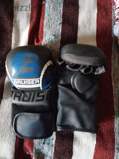 قفازات فنون القتال المختلطه  (MMA)