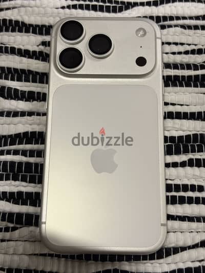 Apple - iPhone 17 Pro