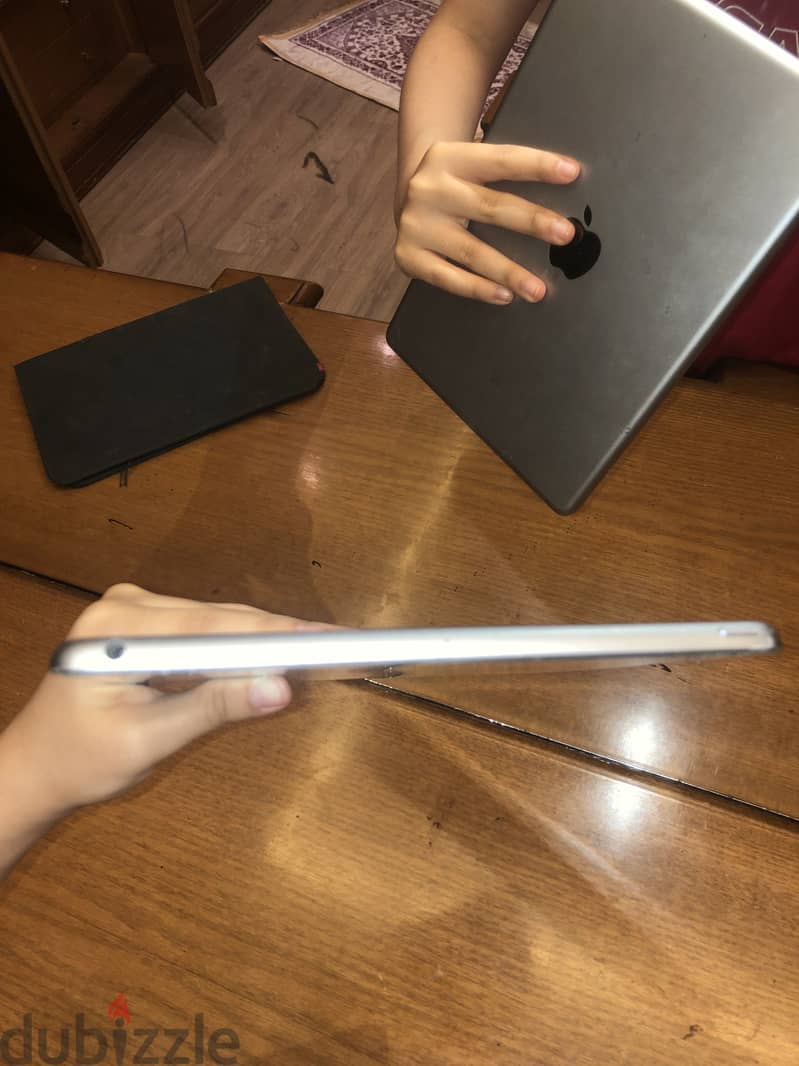 Apple ipad 8 3