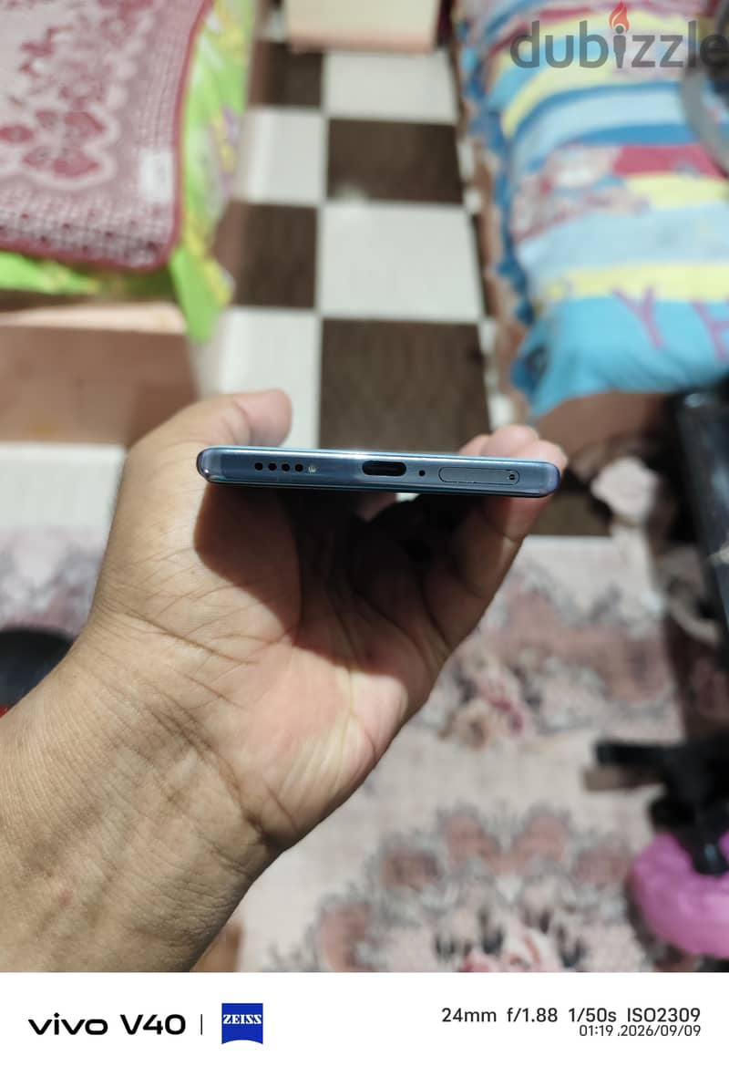 فيفو V29 5G 6