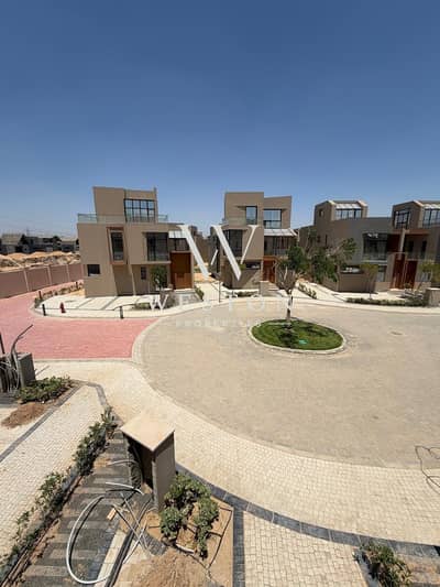 Ready to Move Townhouse for Sale in Prive – Gates Developments