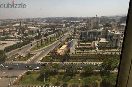 مكتب مُجهز جديد بالكامل اثاث مكتبي حديث