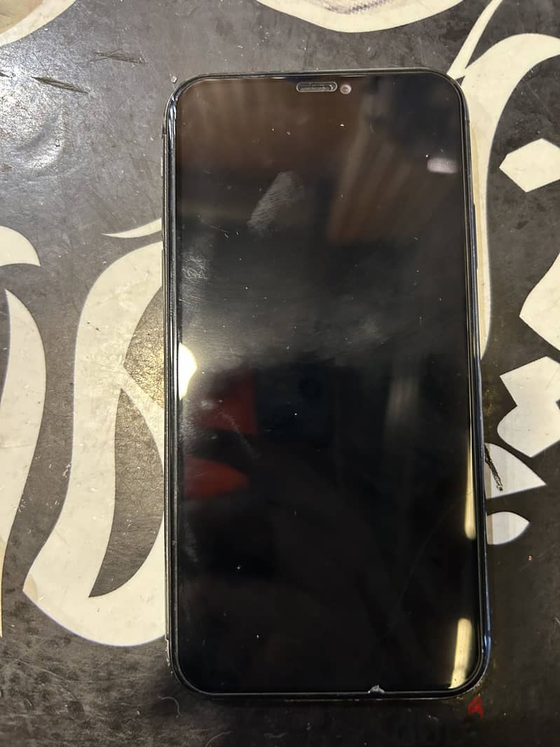 Apple - iPhone 11 1