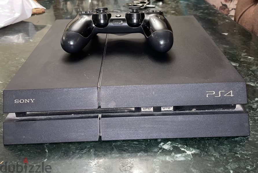 PS4 , 1TB 1