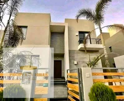 فيلا متشطبه بالكامل مقدم (1,300,000) ارقي واعلي كوميونتي فيلات فقط غير لاندسكيب في التجمع palm hills