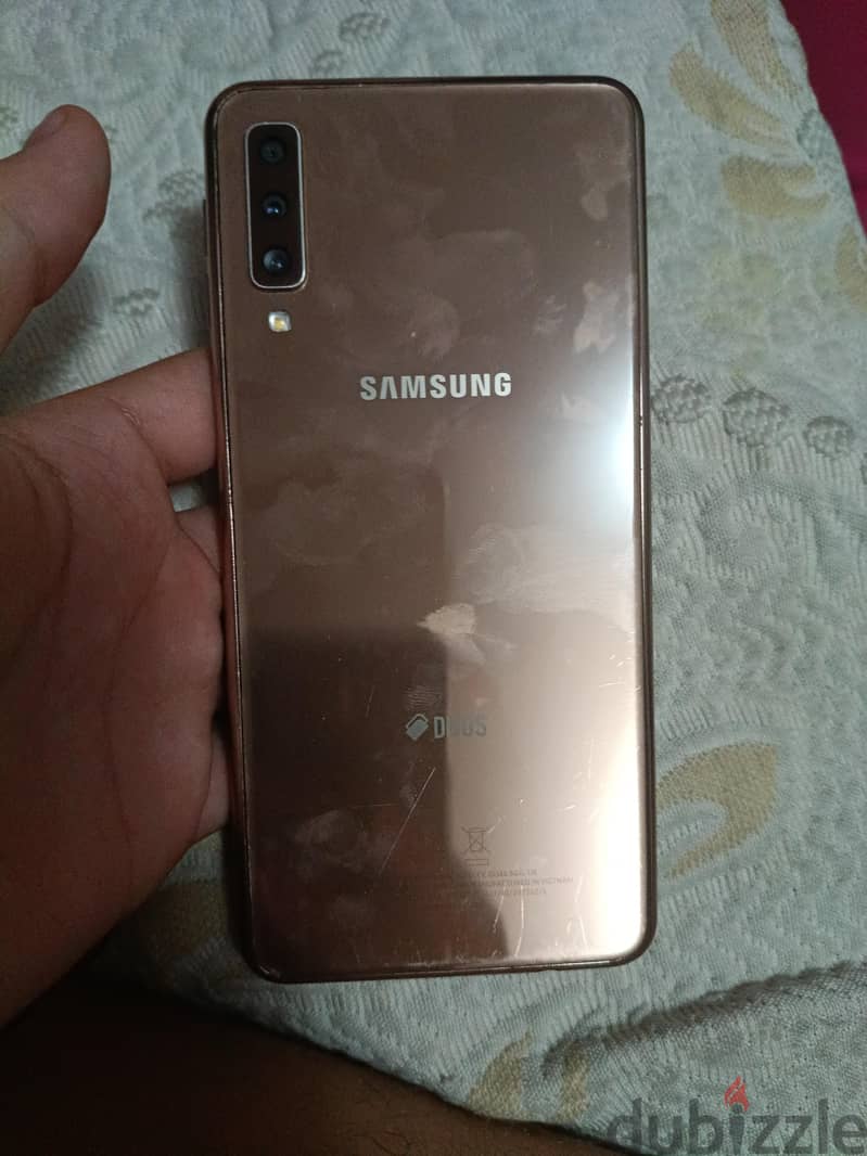 Samsung Galaxy A7 2018 3