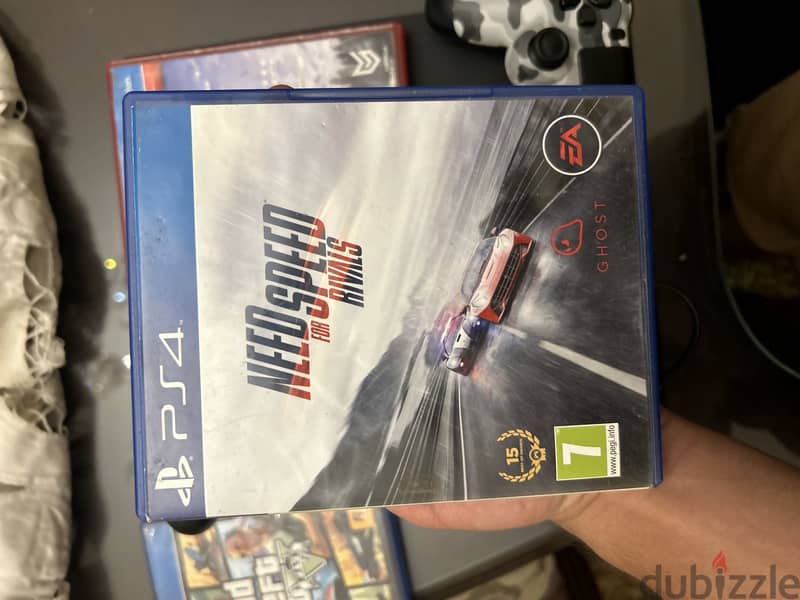 PlayStation 4 slim 1TB 7