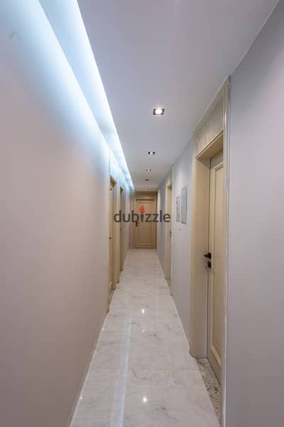 For rent: administrative headquarters in Heliopolis