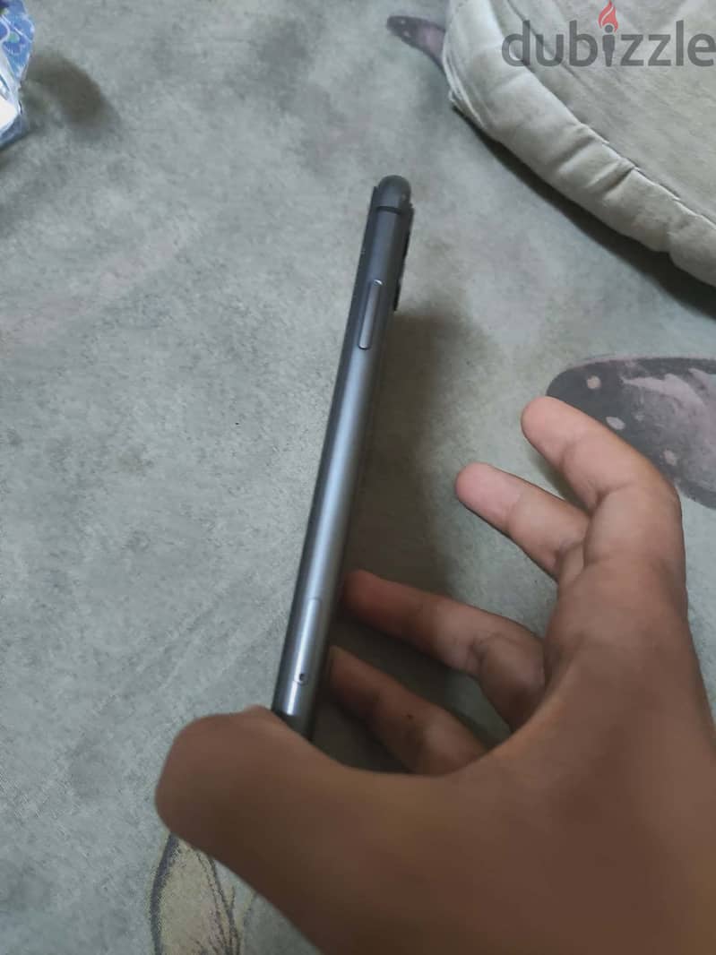 Apple - iPhone 11 12
