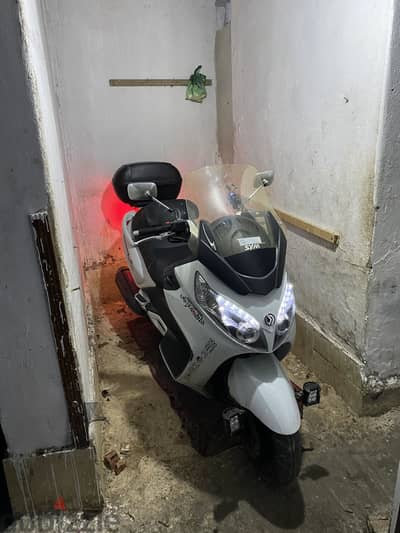 Sym maxi 400CC