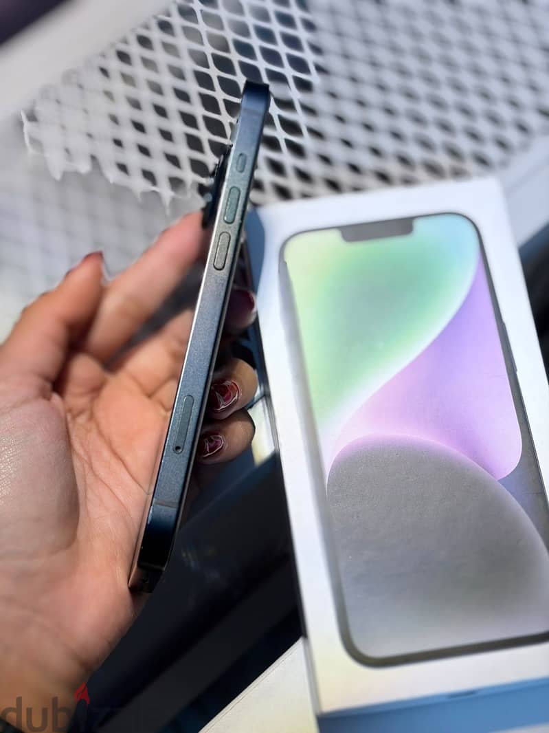 Apple - iPhone 14 2