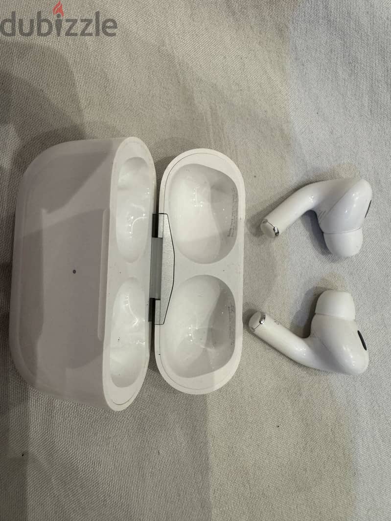 Apple AirPods Pro2 1