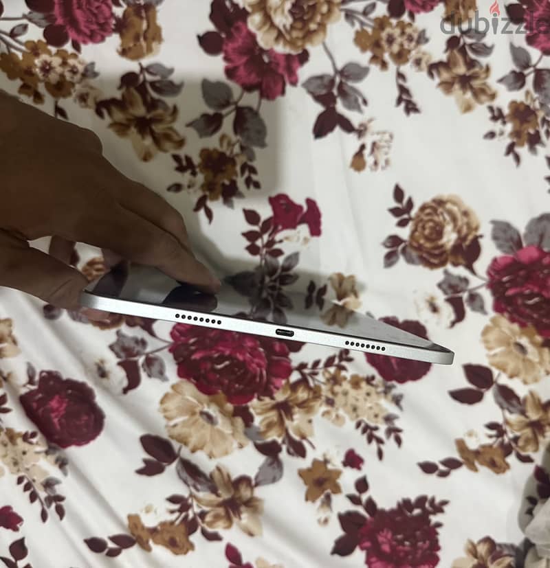 ايباد برو m1 4