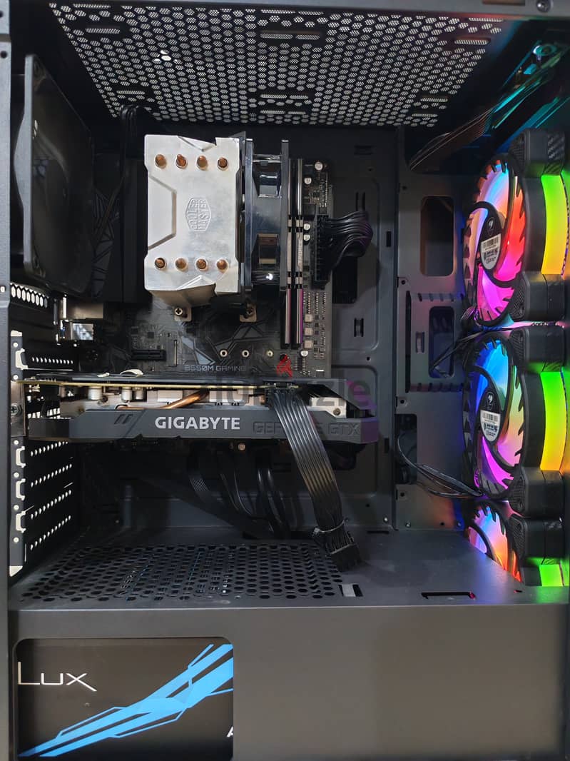 PC GAMING RYZEN 5 3600  2