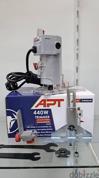 رواتر APT 440W — دقة وقوة في كل تفصيلة , موديل DW08528