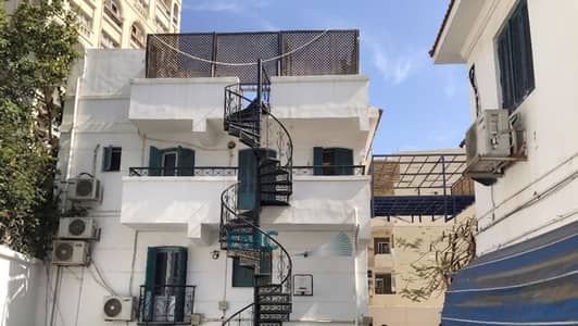 Prime Educational or Commercial Property Opportunity