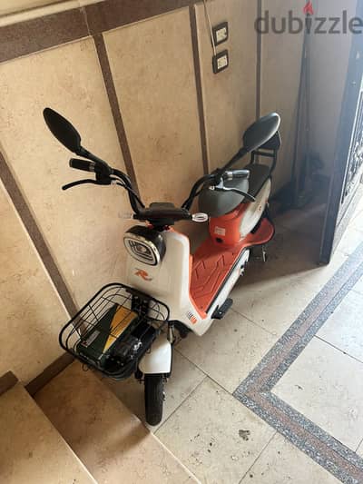 Electric Scooter/Moped