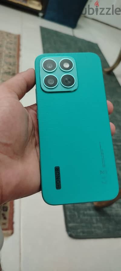 honor x8c زي الجديد بالظبط استعمال 3 شهور بس