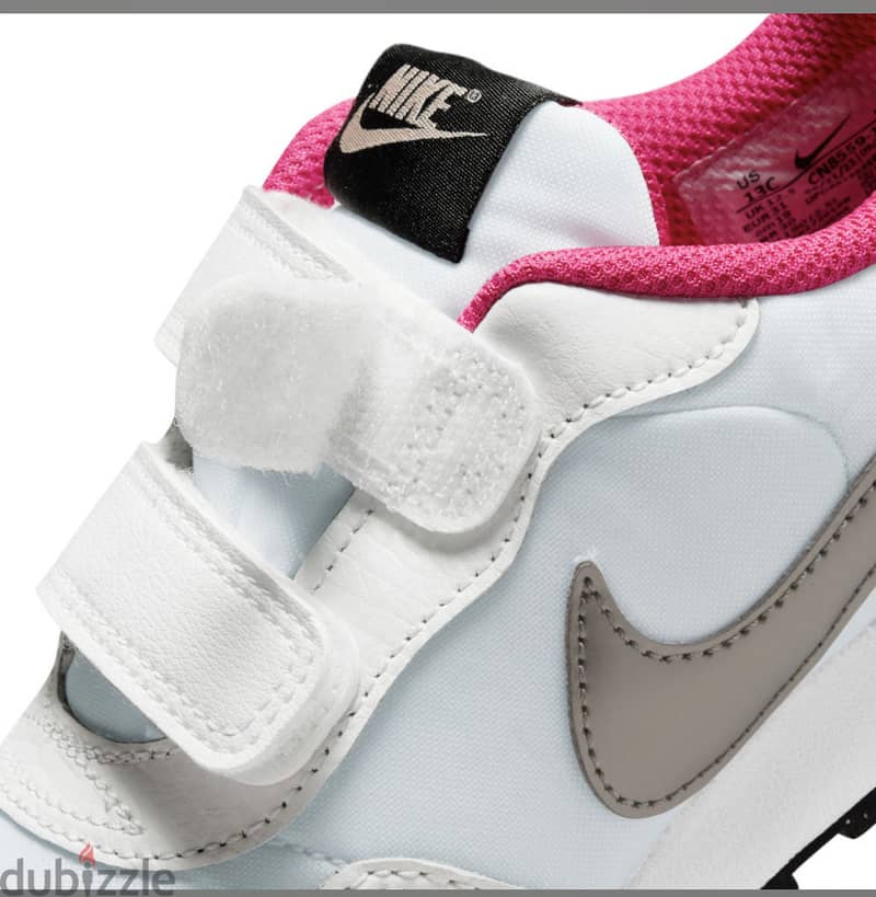 Nike Girls Sneakers 4