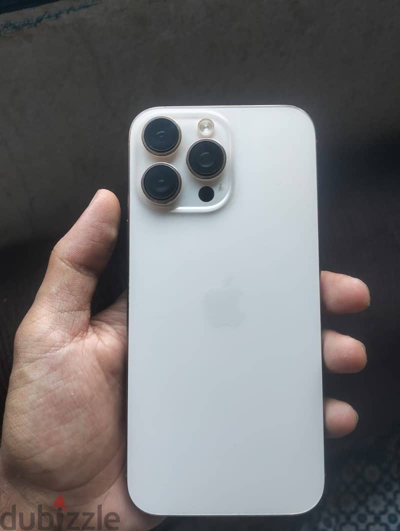 Apple - iPhone 16 Pro Max 1