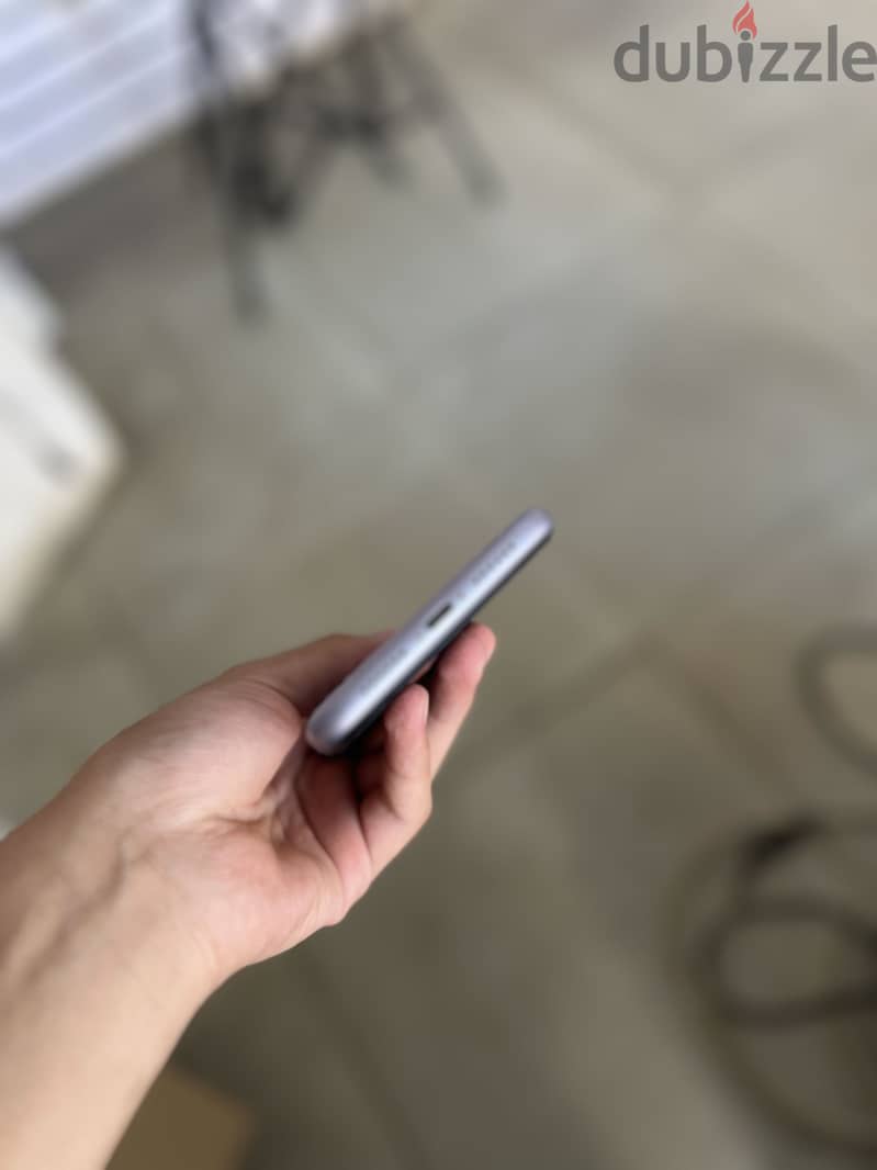 Apple - iPhone 11 1