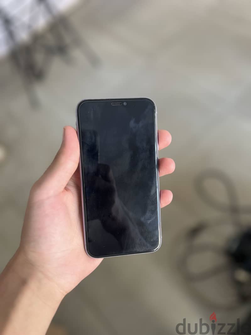 Apple - iPhone 11 4