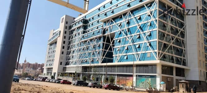 عيادة للبيع علي دائري المعادي استلام فوري مقدم و قسط