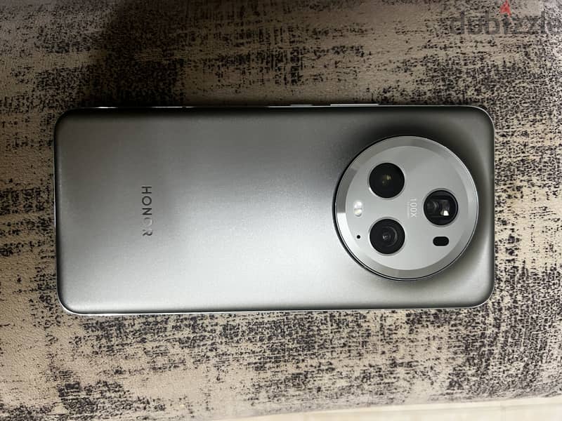 Honor Magic 5 Pro 1