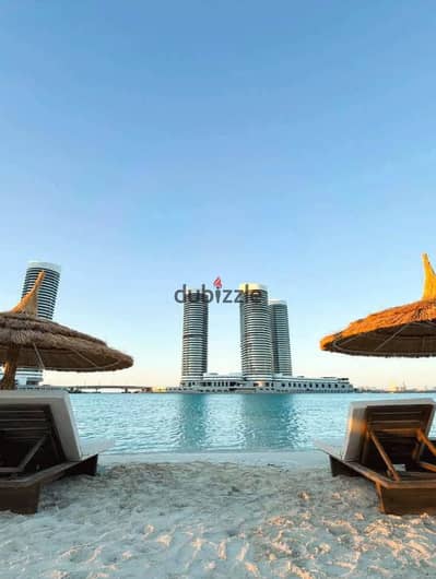 للبيع شاليه تشطيب كامل بسعر لقطة في الساحل الشمالي | North Coast  امام ابراج العلمين استلام فوري في مزارين دايركت على البحر