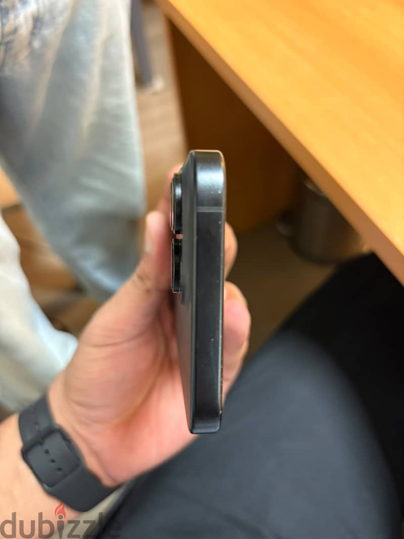 Apple - iPhone 16 Pro Max 8