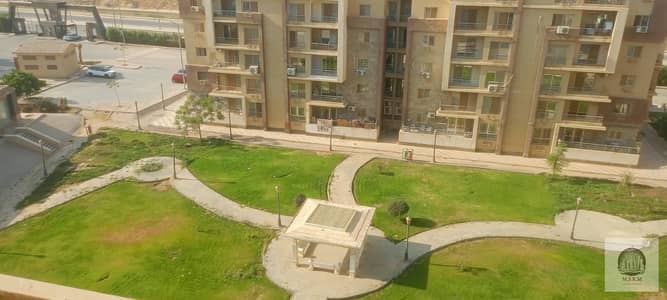 Apartment for sale in Dar Misr Al Andalus Phase 2 Zone 2, 140 sq m, 5th floor, 3 bedrooms and 3 bathrooms, all utilities connected, garden view